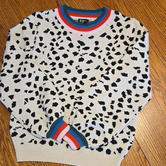 Fate Sweaters - Black and Tan Patterned Women's Sweater